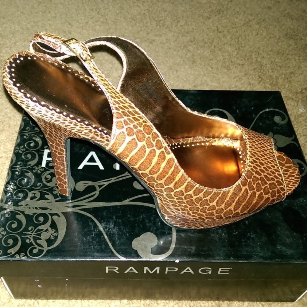 Rampage Caty Tobacco SN RX3540 Peep-Toe Slingbacks